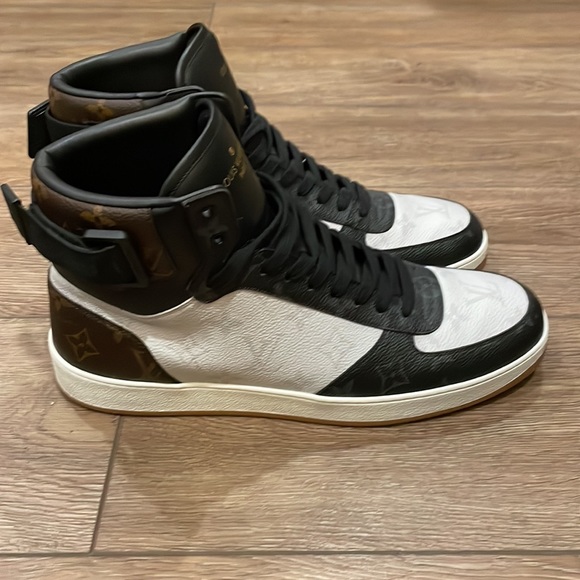 Louis Vuitton- Rivoli Sneaker Boot - Picture 3 of 9